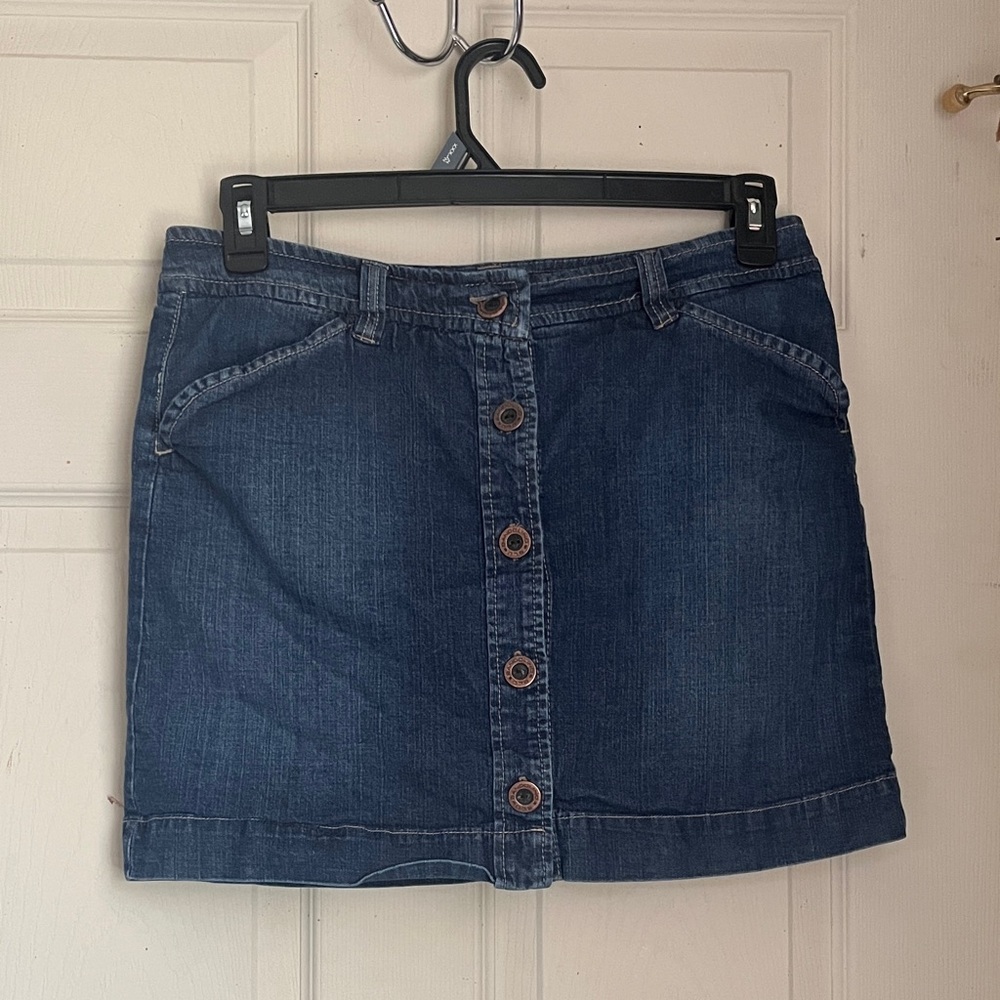 Y2K Bandolino Dark Blue Button-Front Mini Skort - Skirt with Shorts underneath